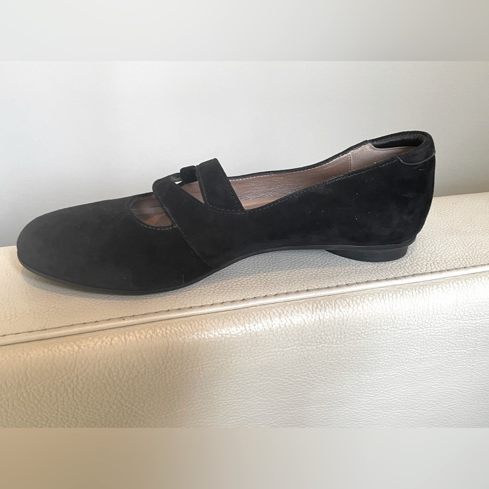 BeautiFeel Aline suede flats, size 37 6.5